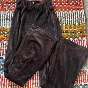 Flared velvet brown pants